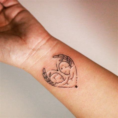 tatuajes de angelitos bebes para mujer|Las 10 mejores ideas e inspiración sobre tatuajes de bebes。